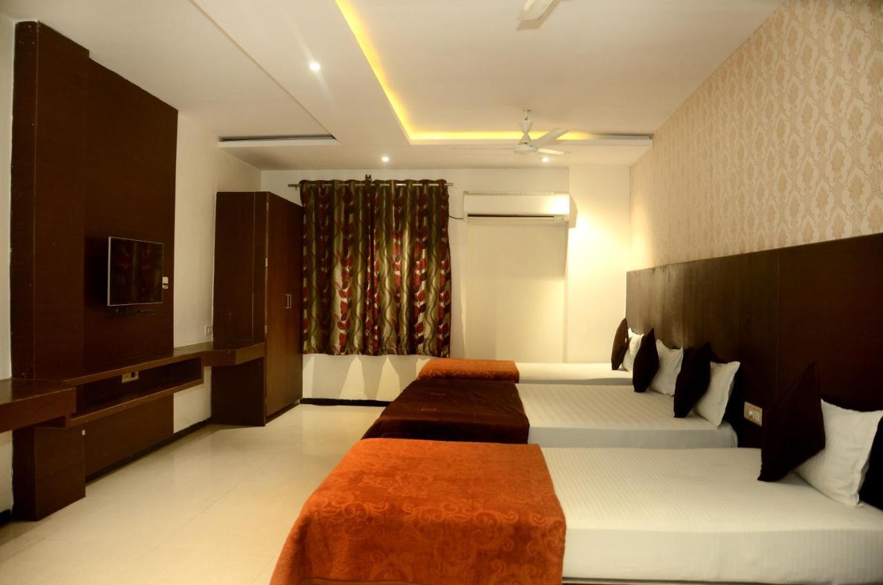 Hotel Shriram Ujjain Luaran gambar