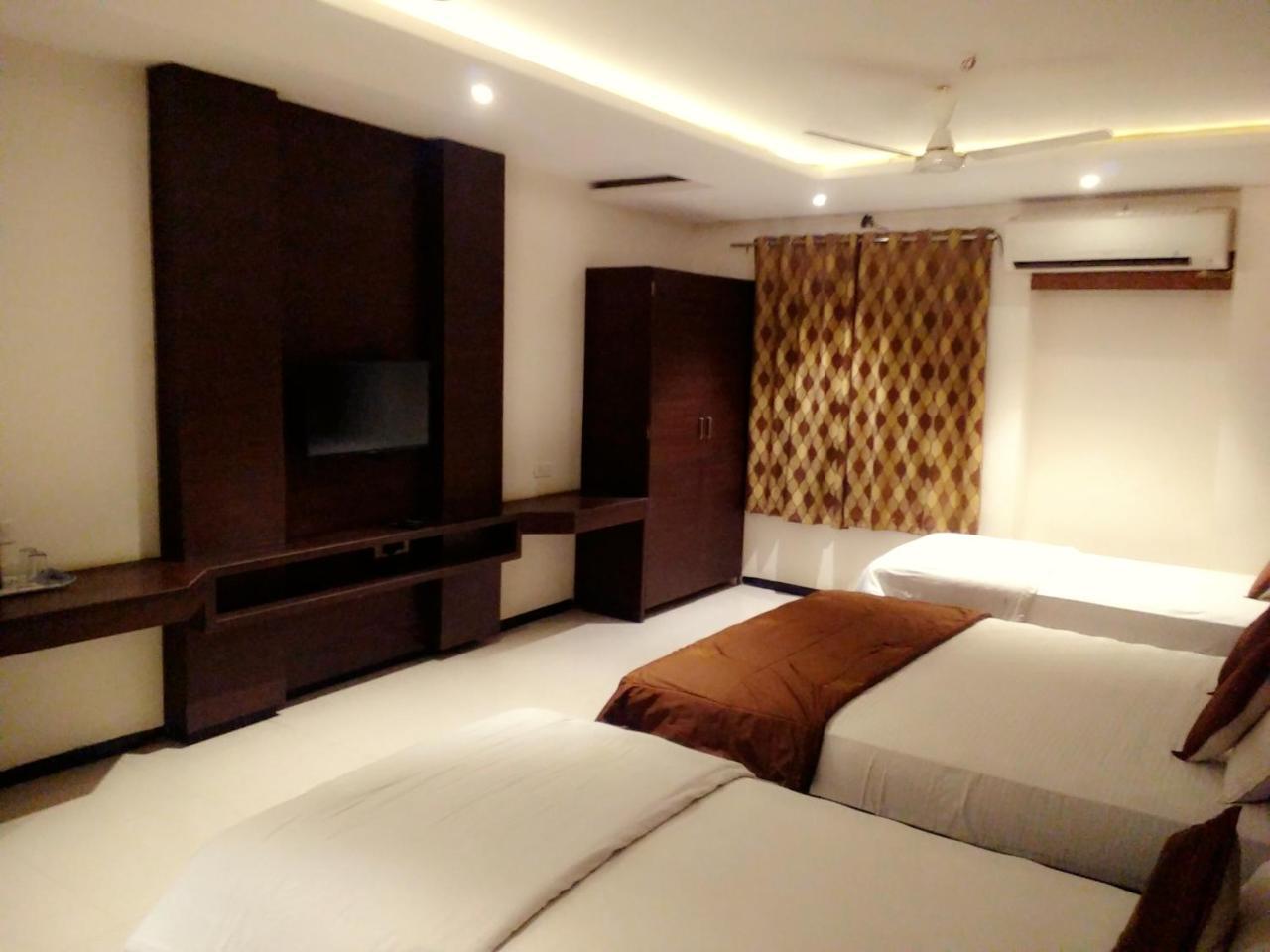 Hotel Shriram Ujjain Luaran gambar