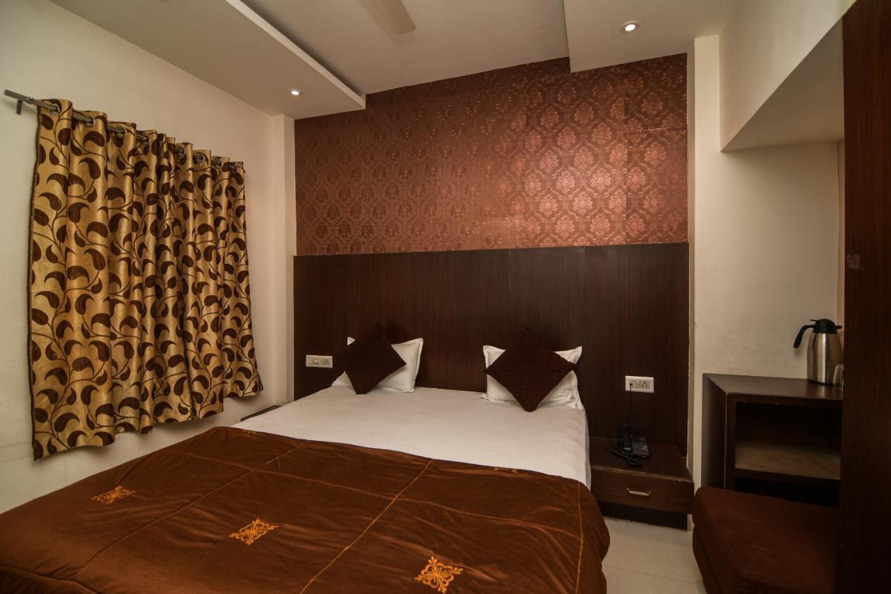 Hotel Shriram Ujjain Luaran gambar