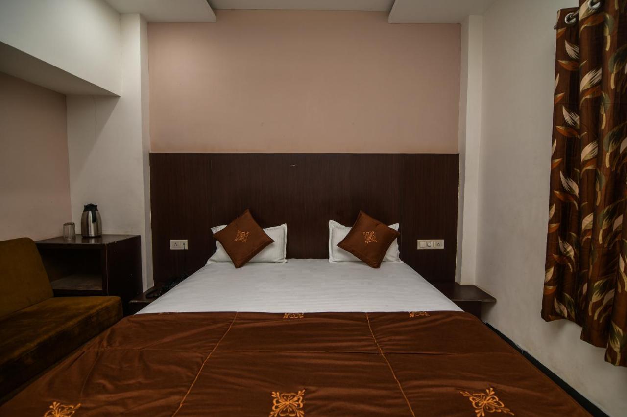 Hotel Shriram Ujjain Luaran gambar