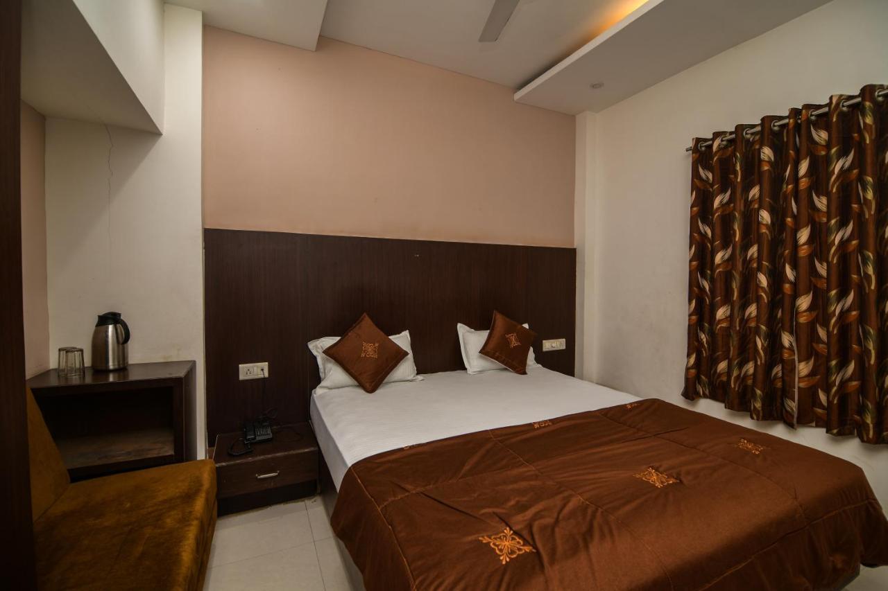 Hotel Shriram Ujjain Luaran gambar